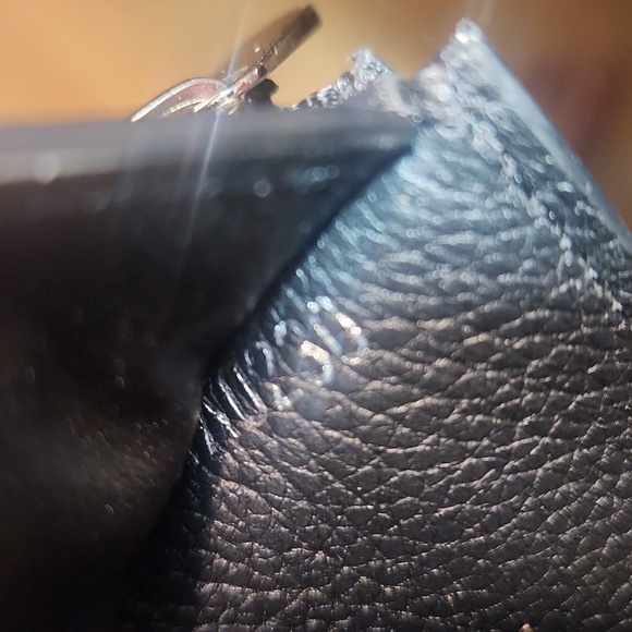 Louis Vuitton Wallet - Picture 13 of 14